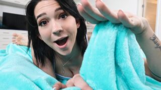 Riley Jean - Busted Sister