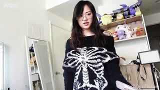 Ur2dwaifu – Helping Your Step Sis Lose Her Virginity